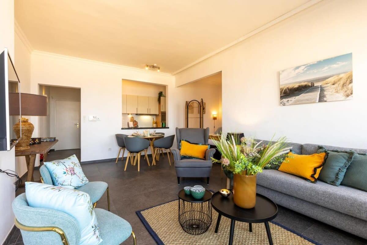 Huswell - Beautiful Spacious Studio With Frontal Sea View Knokke-Heist Exterior foto